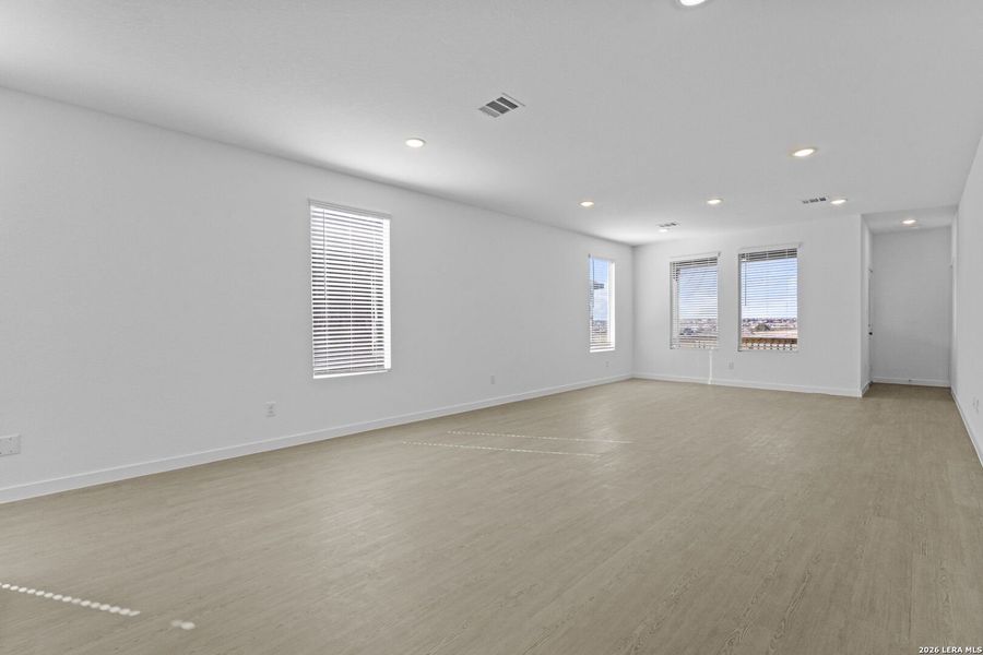 Spacious, unfurnished interior of a new home in Grace Valley, Marion (Image 21).