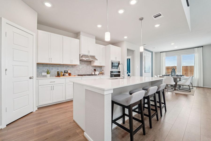 Photo is not of the actual home, but is an inspirational photo of builder’s model home and may depict options, furnishings, and/or decorator features that are not included Photo is not of the actual home, but is an inspirational photo of builder’s model home and may depict options, furnishings, and/or decorator features that are not included