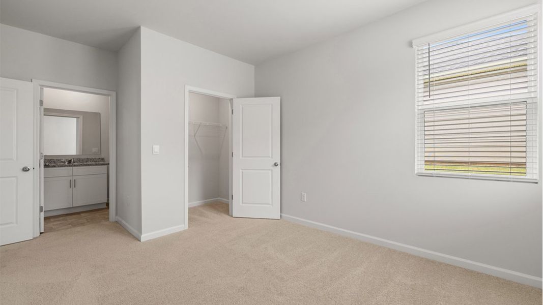 Representative unfurnished interior of a home built from the Mansfield by D.R. Horton in Highland Hills, Graniteville (Image 17).