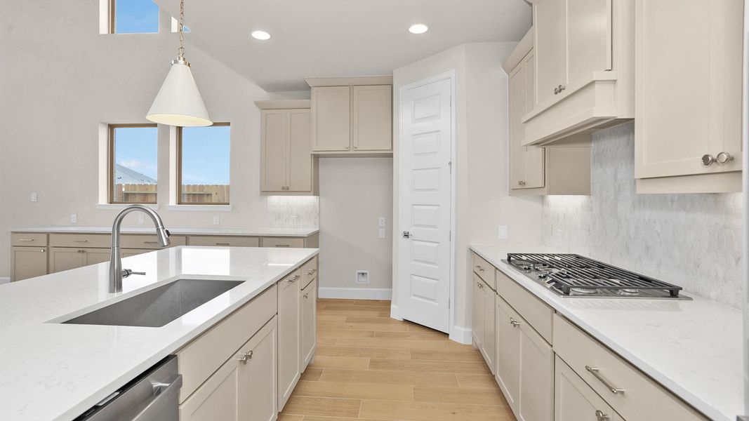 Furnished interior view inside a new home in Cross Creek West, Fulshear (Image 7).