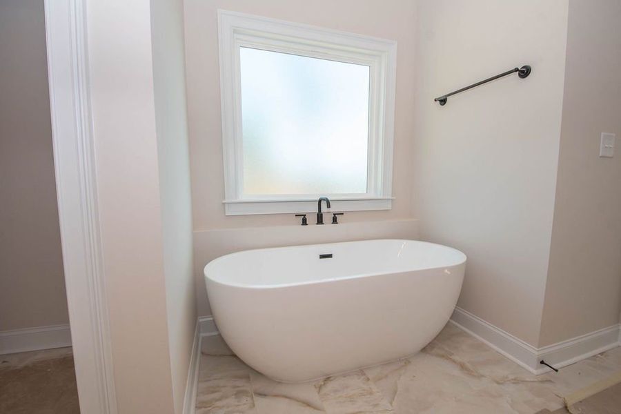 Spacious, unfurnished interior of a new home in Highgate, Newnan (Image 40). Spacious, unfurnished interior of a new home in Highgate, Newnan (Image 40).