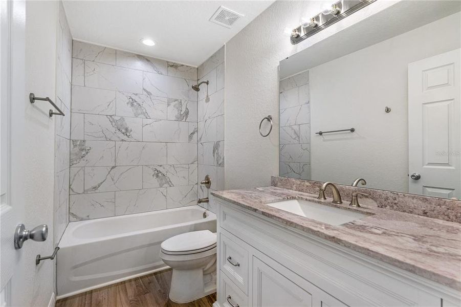 Furnished interior view inside a new home in , Edgewater (Image 5).