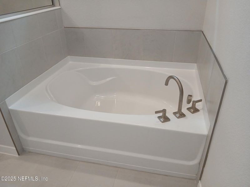 Furnished interior view inside a new home in The Preserve at Concourse Crossing, Fernandina Beach (Image 6).