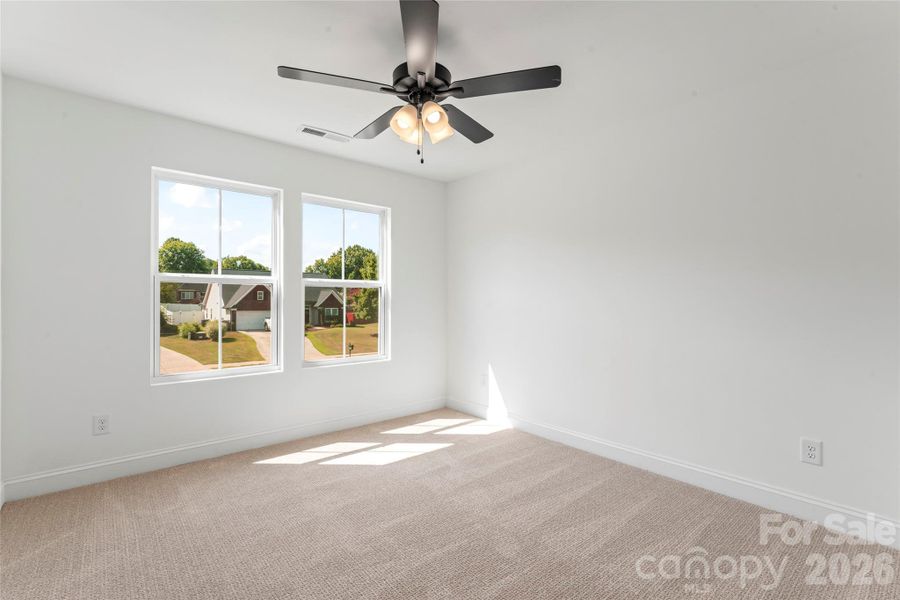 Spacious, unfurnished interior of a new home in , Harrisburg (Image 26).