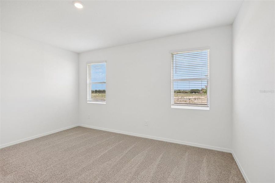 Spacious, unfurnished interior of a new home in , Lakeland (Image 28).