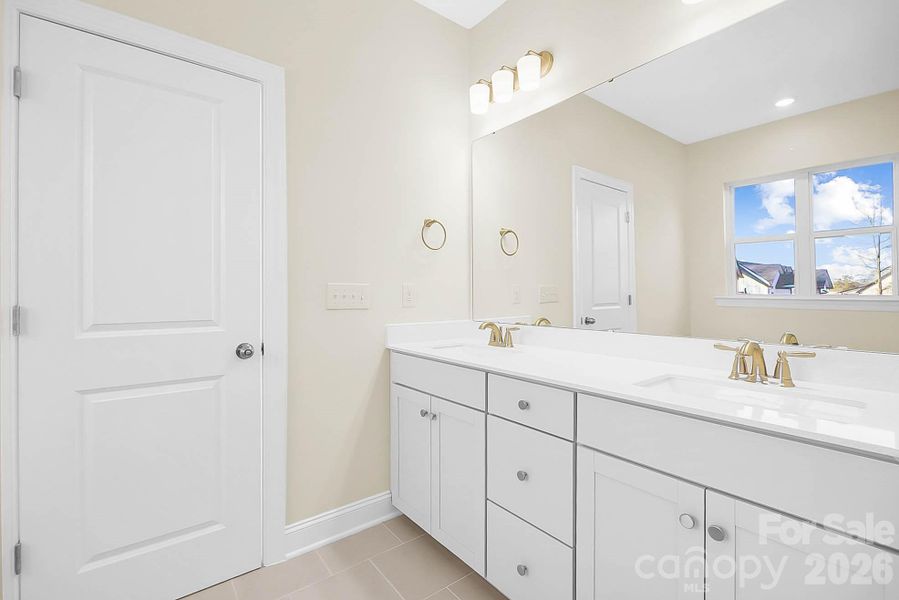 Furnished interior view inside a new home in Lancaster Hwy, Waxhaw (Image 20).