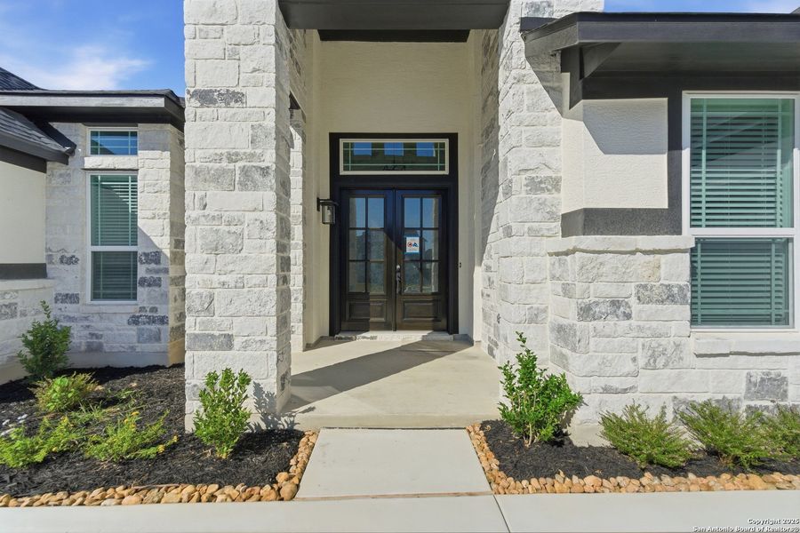 Exterior details and patio area of a home in Mesa Western, Cibolo (Image 27).