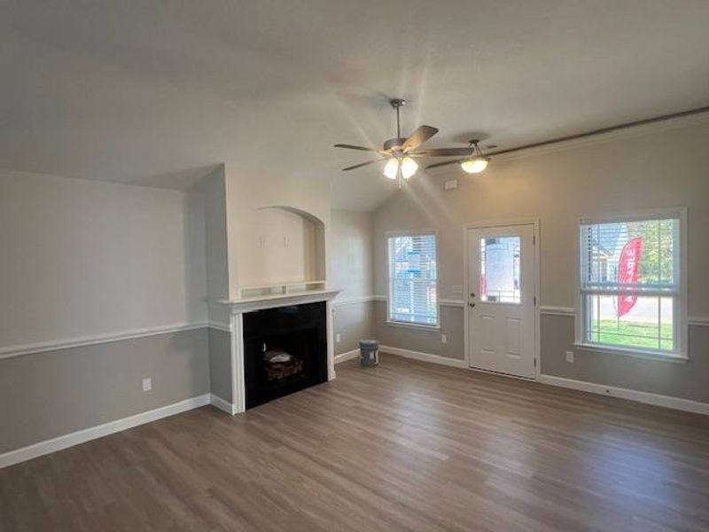 Spacious, unfurnished interior of a new home in Cleveland Meadows, Spartanburg (Image 10).