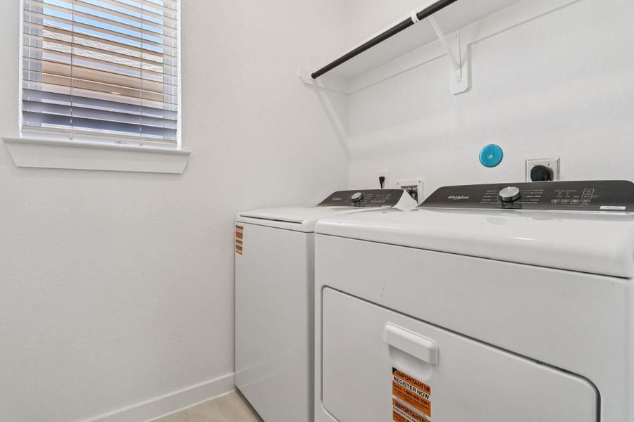 Close-up of interior finishes inside a home in Pine Lake Cove - Traditional Series, Montgomery (Image 12).