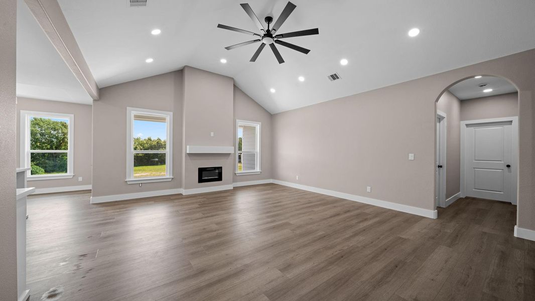 Spacious, unfurnished interior of a new home in , Brenham (Image 14). Spacious, unfurnished interior of a new home in , Brenham (Image 14).