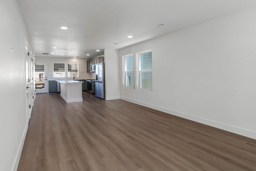 Spacious, unfurnished interior of a new home in Bloom, Fort Collins (Image 35).