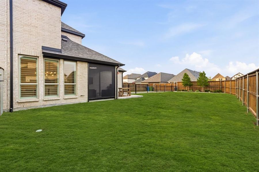 Exterior details and patio area of a home in , The Colony (Image 23).