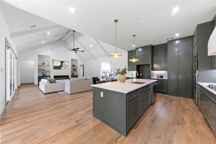 Furnished interior view inside a new home in , Red Oak (Image 19).