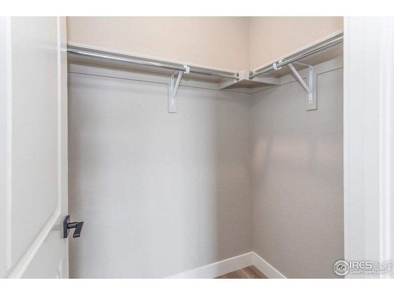 Spacious, unfurnished interior of a new home in , Johnstown (Image 20).