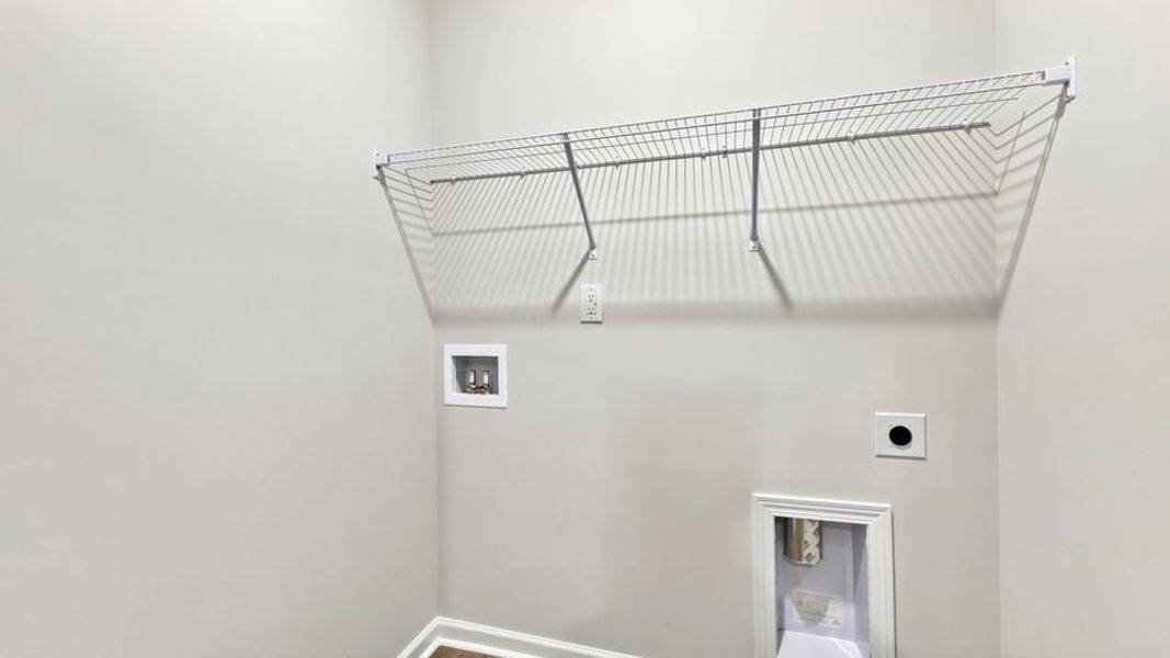 Spacious, unfurnished interior of a new home in Durbin Meadows Traditions, Fountain Inn (Image 31).