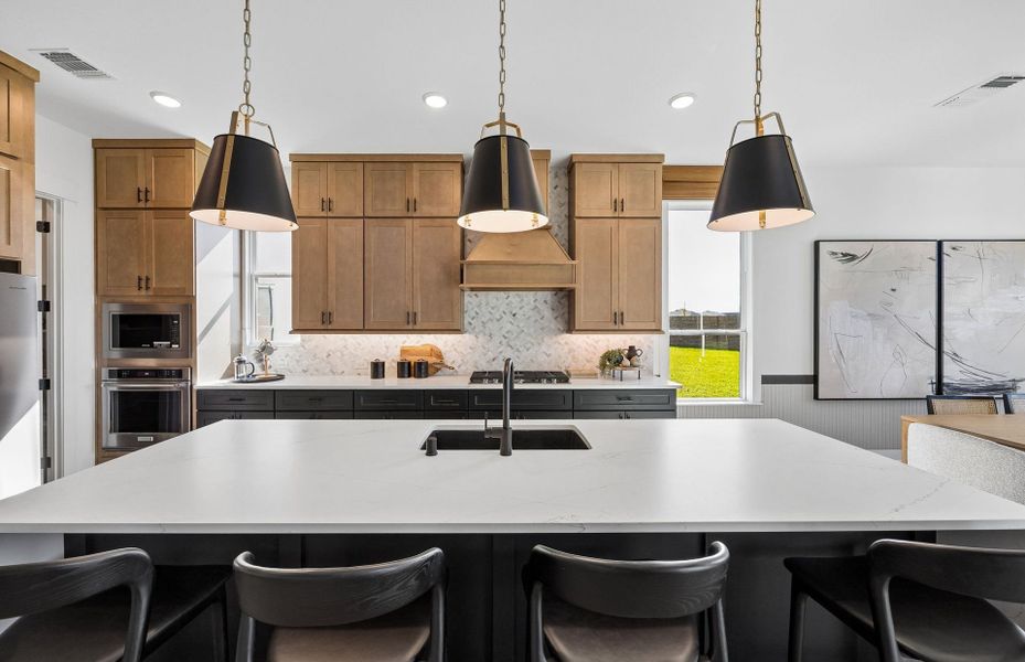 Representative furnished interior of a home built from the Ferris by Pulte Homes in Ryehill, Rosenberg (Image 47).