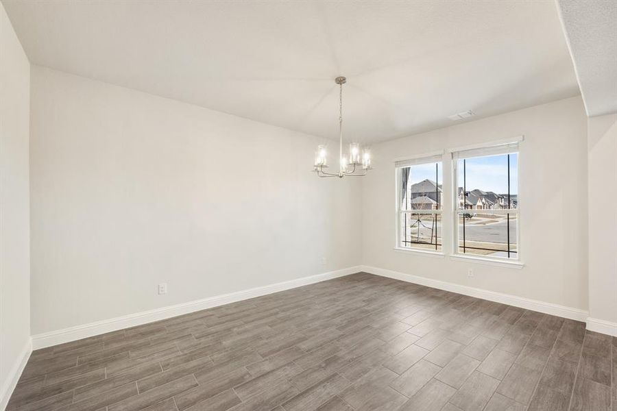 Spacious, unfurnished interior of a new home in Sunrise at Garden Valley, Waxahachie (Image 39).