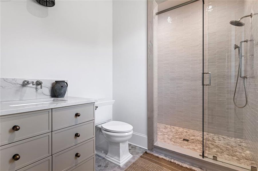 Furnished interior view inside a new home in , Windermere (Image 57).