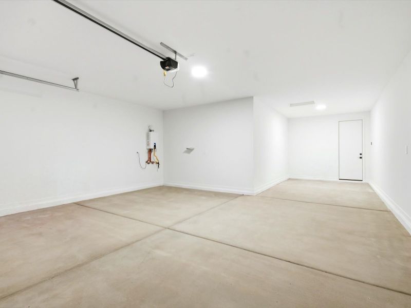 Spacious, unfurnished interior of a new home in Blossom Rock Signature Series, Apache Junction (Image 20).