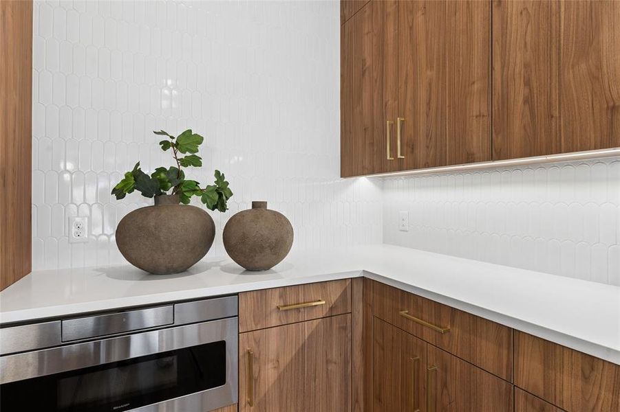 Close-up of interior finishes inside a home in , Dallas (Image 21).