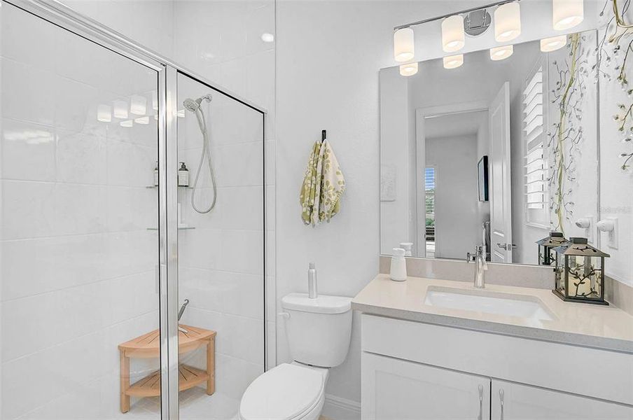 Furnished interior view inside a new home in , Bradenton (Image 16).