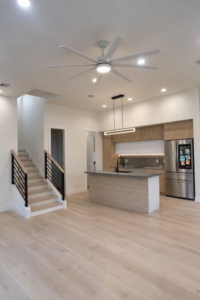 Image 33 of a home in .
