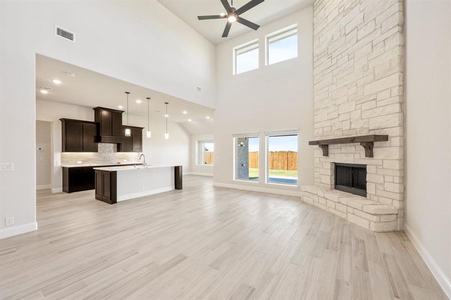 Spacious, unfurnished interior of a new home in Villages of Walnut Grove, Midlothian (Image 28). Spacious, unfurnished interior of a new home in Villages of Walnut Grove, Midlothian (Image 28).