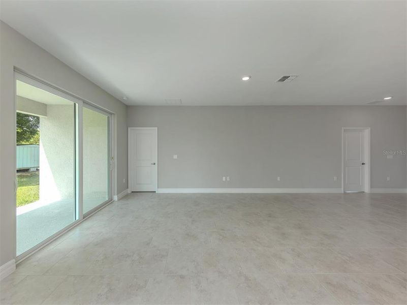 Spacious, unfurnished interior of a new home in , North Port (Image 26).