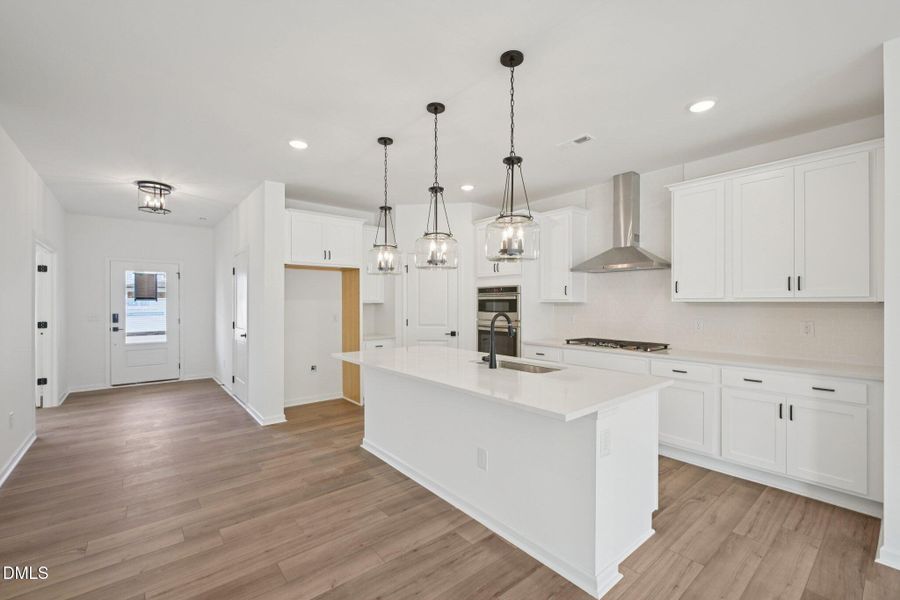 15-web-or-mls-Fetching Pl-S2503-015