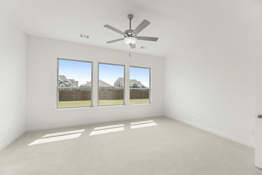 Spacious, unfurnished interior of a new home in Park Trails, Forney (Image 25).