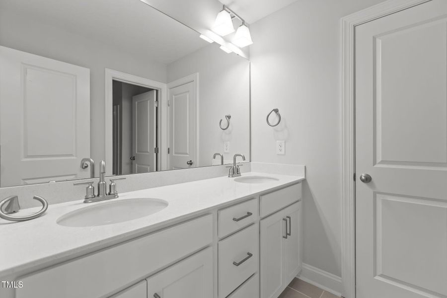 33-web-or-mls-2N6A0606