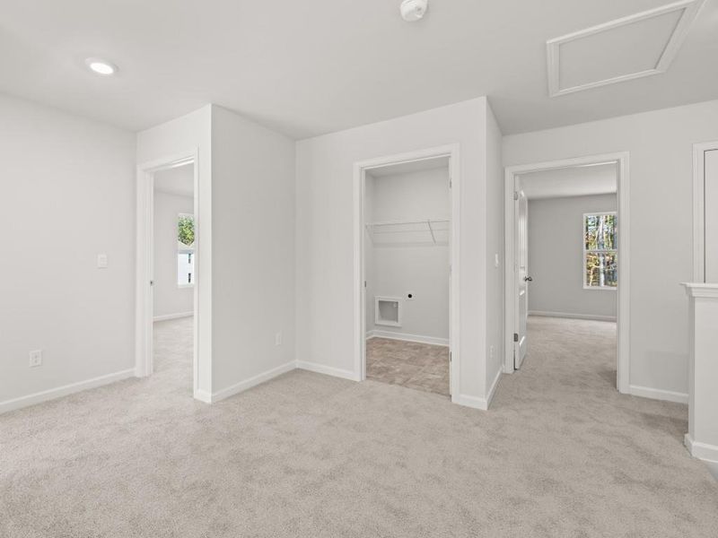 Spacious, unfurnished interior of a new home in Parkside at Carter Grove, Cartersville (Image 20).