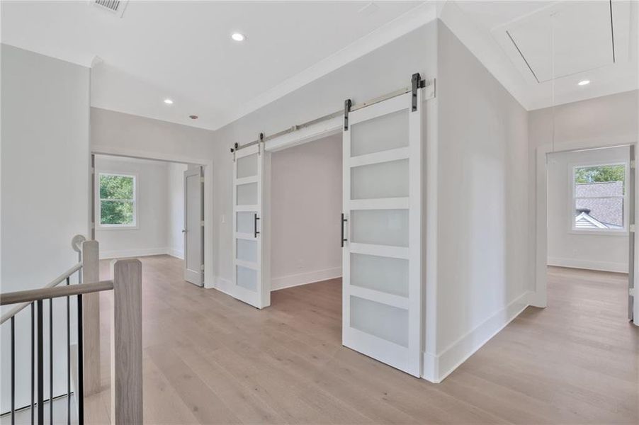Spacious, unfurnished interior of a new home in , Atlanta (Image 30).