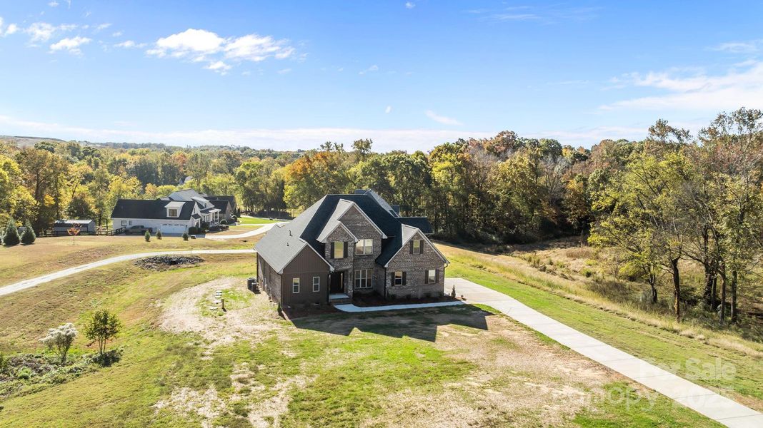 Image 39 of a home in .