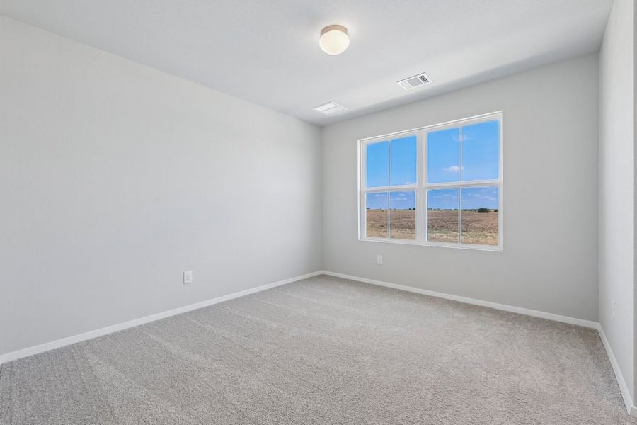 Spacious, unfurnished interior of a new home in Harvest Ridge, Elgin (Image 22).
