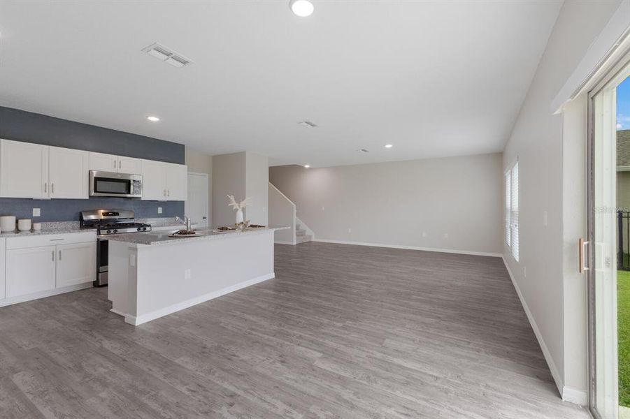 Image 27 of a home in .