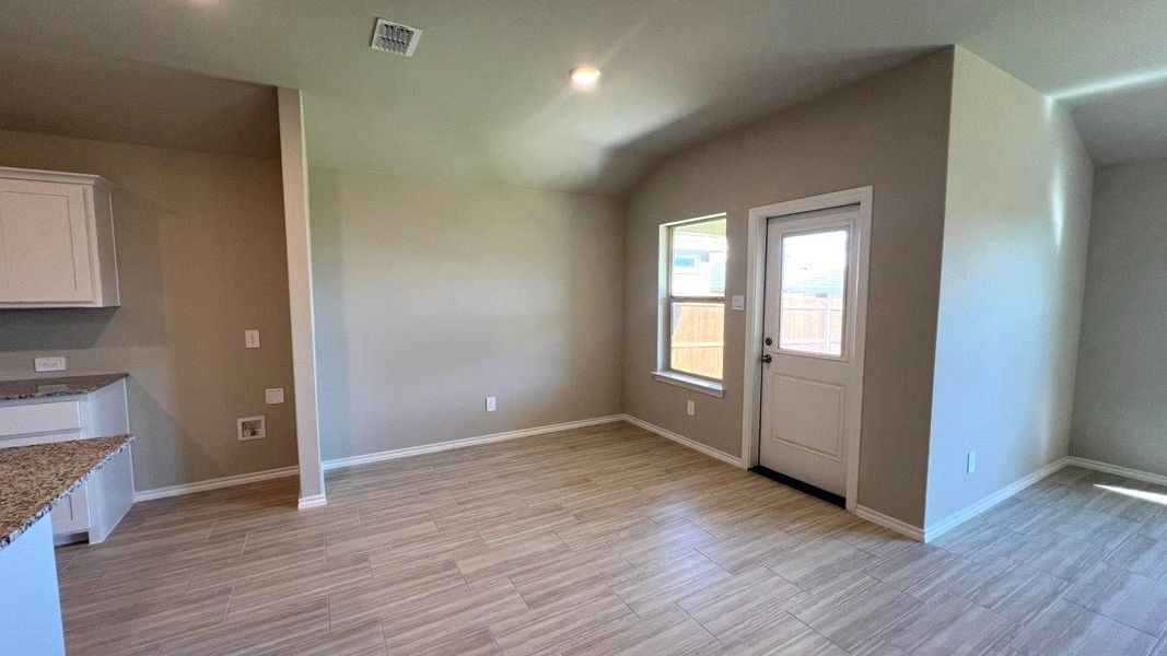 Spacious, unfurnished interior of a new home in Rosewood at Beltmill, Fort Worth (Image 9). Spacious, unfurnished interior of a new home in Rosewood at Beltmill, Fort Worth (Image 9).