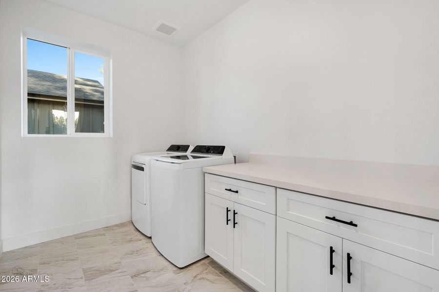 36-Laundry Room 36-Laundry Room