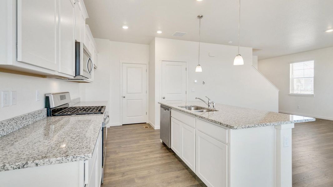 Furnished interior view inside a new home in Silver Peaks, Lochbuie (Image 7). Furnished interior view inside a new home in Silver Peaks, Lochbuie (Image 7).