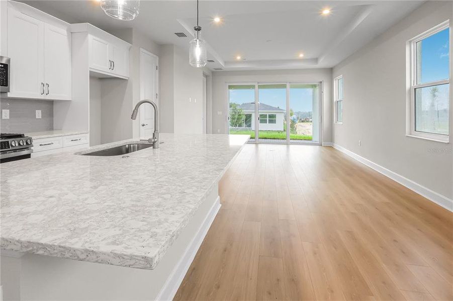 Spacious, unfurnished interior of a new home in Cresswind at Hammock Oaks, Lady Lake (Image 39).