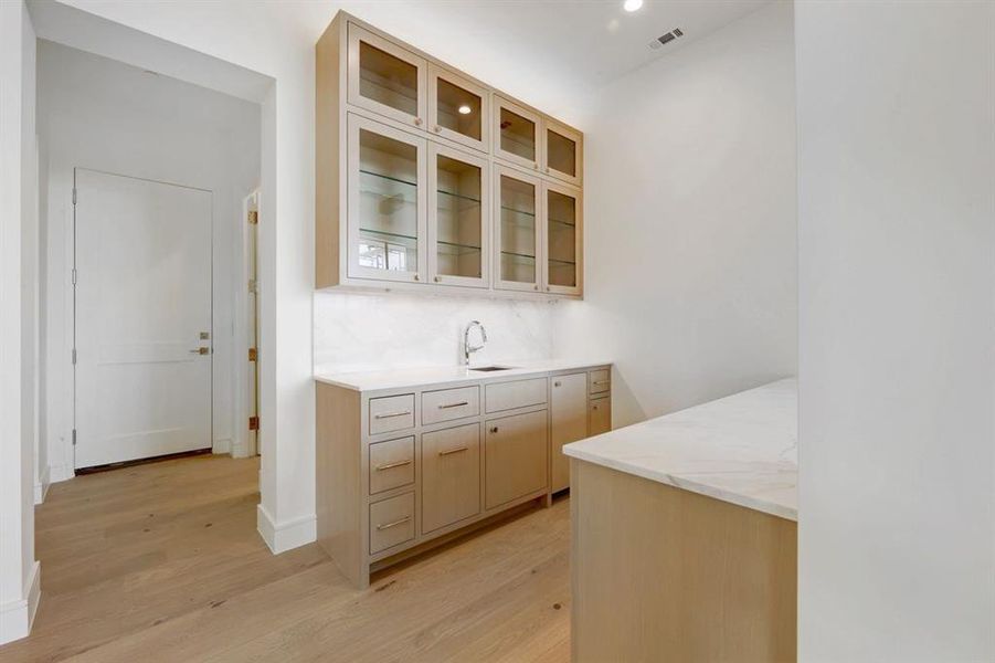 Furnished interior view inside a new home in Amarra Villas, Austin (Image 28).