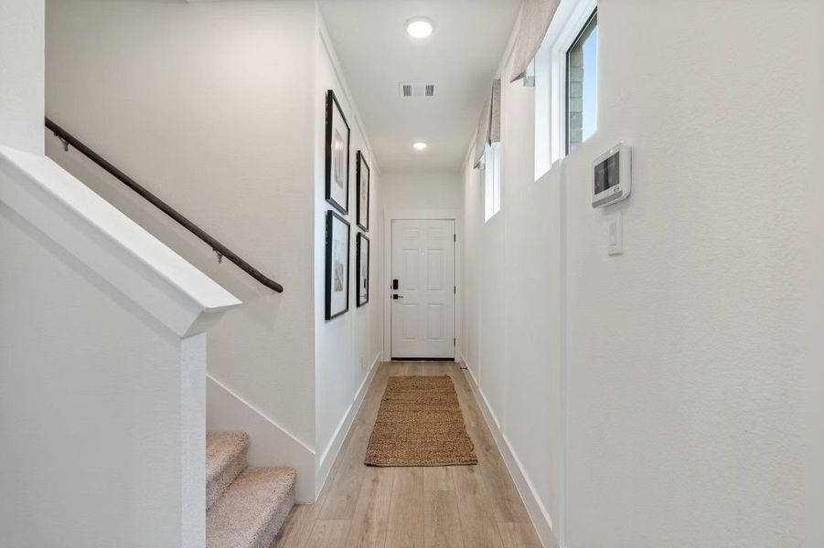 Spacious, unfurnished interior of a new home in Lake Park Villas, Wylie (Image 25).