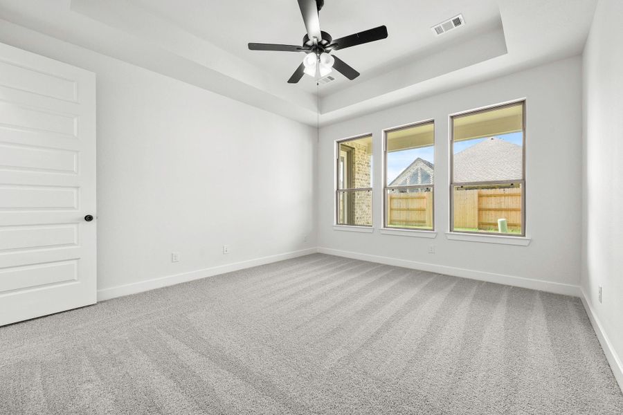 Representative image. Features, specifications, selections and colors may vary. Representative image. Features, specifications, selections and colors may vary.