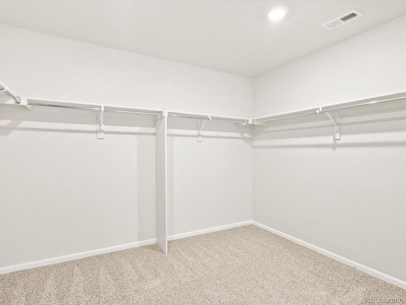 Photos are representative only and are not of the actual home. Actual finishes, elevation, and features may vary.