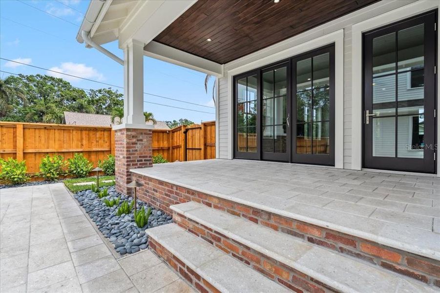 Furnished interior view inside a new home in , St. Petersburg (Image 23).