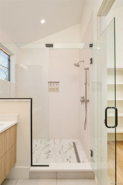 Image 40 of a home in .