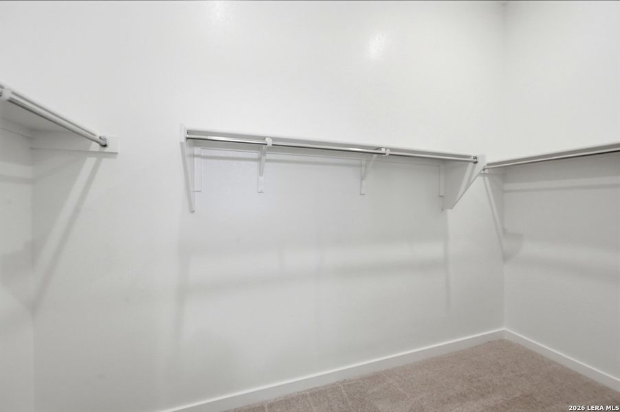 Spacious, unfurnished interior of a new home in Mayfair, New Braunfels (Image 21).