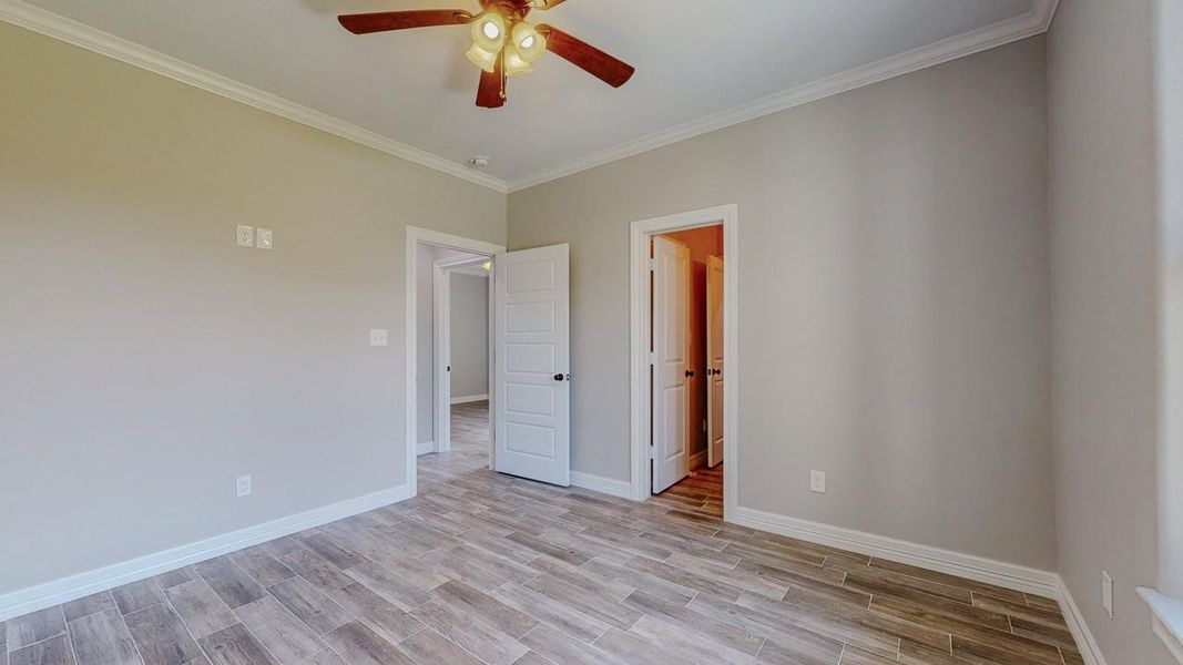 Spacious, unfurnished interior of a new home in , Beaumont (Image 41).