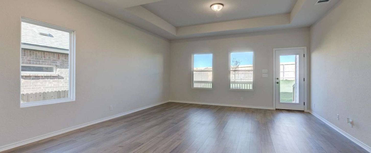 Representative unfurnished interior of a home built from the Willow by Ashton Woods in Arcadia Ridge, San Antonio (Image 18).
