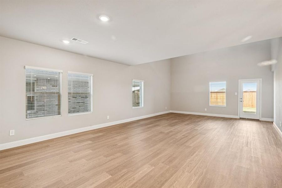 Spacious, unfurnished interior of a new home in Lakehaven - Signature Series, Farmersville (Image 25). Spacious, unfurnished interior of a new home in Lakehaven - Signature Series, Farmersville (Image 25).